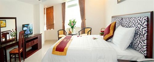 Hotel Kay - Near Dragon Bridge